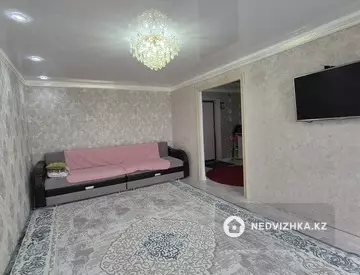 2-комнатная квартира, этаж 9 из 10, 50 м²