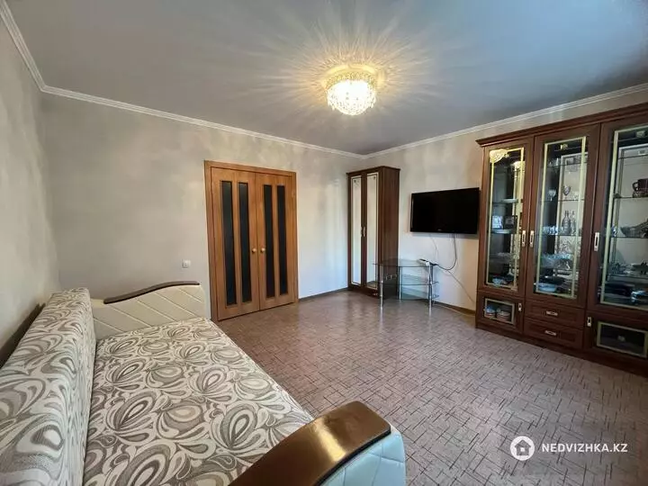 53 м², 2-комнатная квартира, этаж 3 из 3, 53 м², изображение - 1