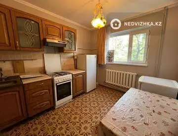 2-комнатная квартира, этаж 3 из 3, 53 м²