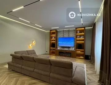 6-комнатный дом, 10 соток, 373 м²