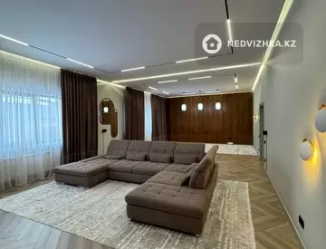 6-комнатный дом, 10 соток, 373 м²