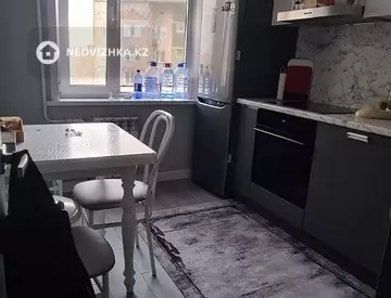 3-комнатная квартира, этаж 8 из 9, 67 м²