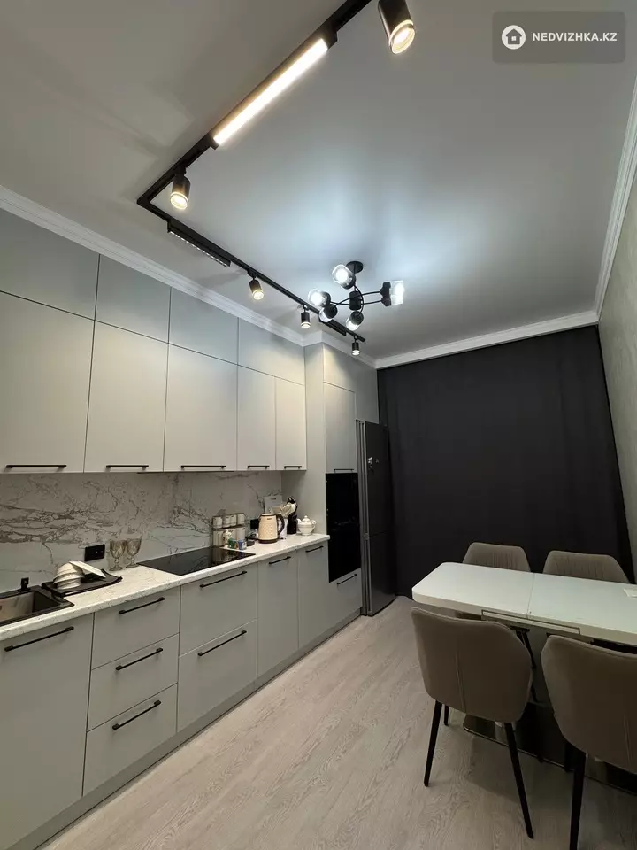 72 м², 2-комнатная квартира, этаж 6 из 10, 72 м², изображение - 1