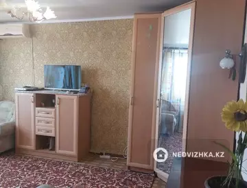 2-комнатная квартира, этаж 9 из 9, 43 м²
