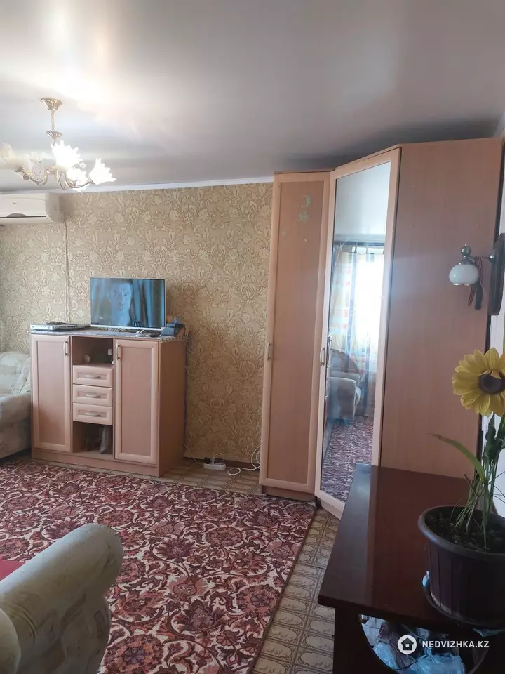 42.9 м², 2-комнатная квартира, этаж 9 из 9, 43 м², изображение - 1