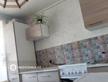 2-комнатная квартира, этаж 9 из 9, 43 м²