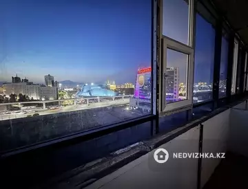 2-комнатная квартира, этаж 10 из 10, 74 м²