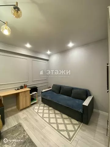 1-комнатная квартира, этаж 3 из 10, 45 м²