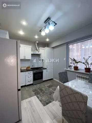 1-комнатная квартира, этаж 3 из 10, 45 м²