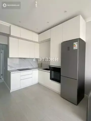 2-комнатная квартира, этаж 4 из 12, 54 м²