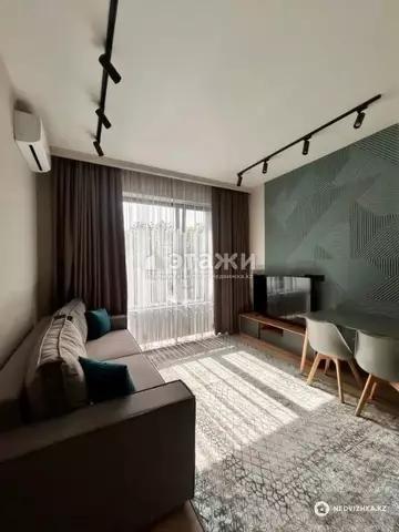 3-комнатная квартира, этаж 3 из 10, 60 м²