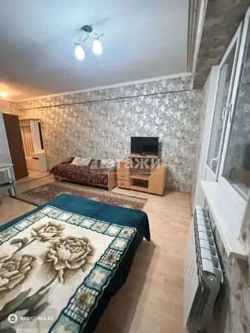 1-комнатная квартира, этаж 3 из 13, 30 м²