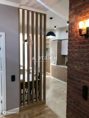 2-комнатная квартира, этаж 10 из 10, 62 м²