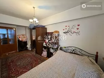 3-комнатная квартира, этаж 4 из 7, 70 м²