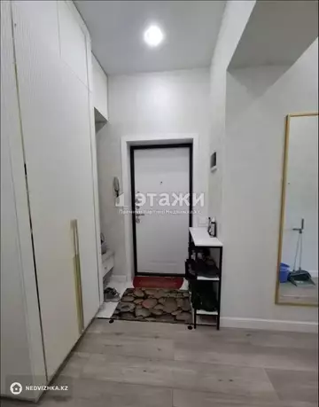 65 м², 3-комнатная квартира, этаж 2 из 9, 65 м², изображение - 1