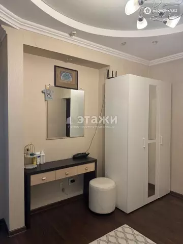 3-комнатная квартира, этаж 4 из 13, 108 м²