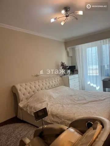 3-комнатная квартира, этаж 4 из 13, 108 м²