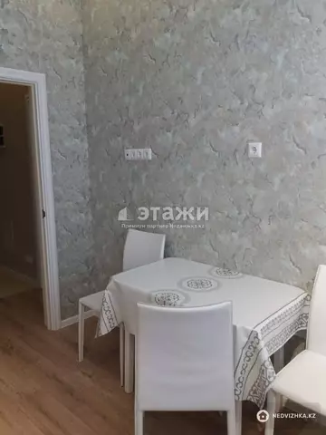 1-комнатная квартира, этаж 8 из 8, 32 м²