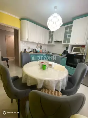 3-комнатная квартира, этаж 9 из 9, 98 м²