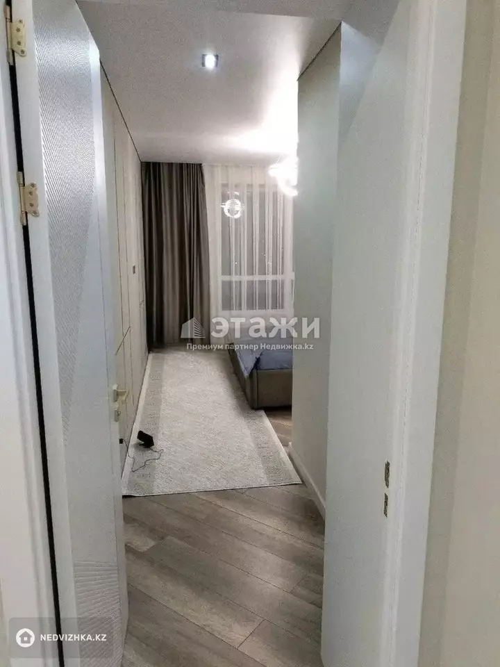 70 м², 2-комнатная квартира, этаж 8 из 9, 70 м², изображение - 1