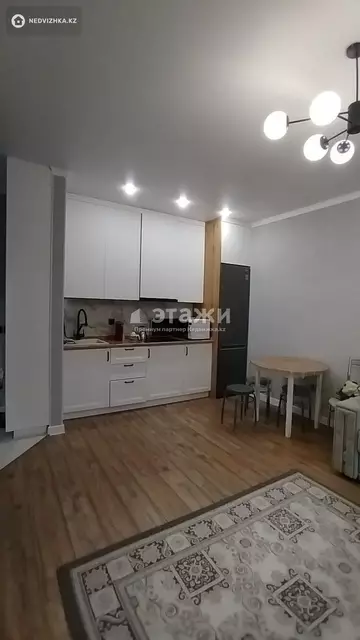 2-комнатная квартира, этаж 1 из 10, 40 м²