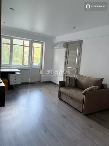 2-комнатная квартира, этаж 4 из 5, 45 м²