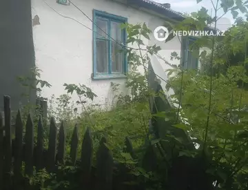 4-комнатный дом, 0.2 соток, 60 м²