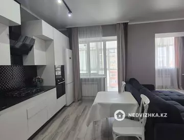 1-комнатная квартира, этаж 8 из 9, 49 м²