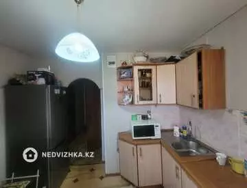 1-комнатная квартира, этаж 4 из 5, 35 м²