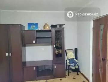 1-комнатная квартира, этаж 4 из 5, 35 м²