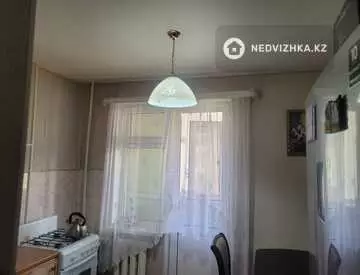 1-комнатная квартира, этаж 4 из 5, 35 м²