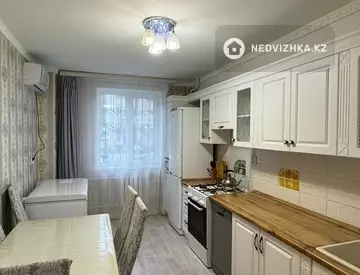 2-комнатная квартира, этаж 1 из 9, 66 м²