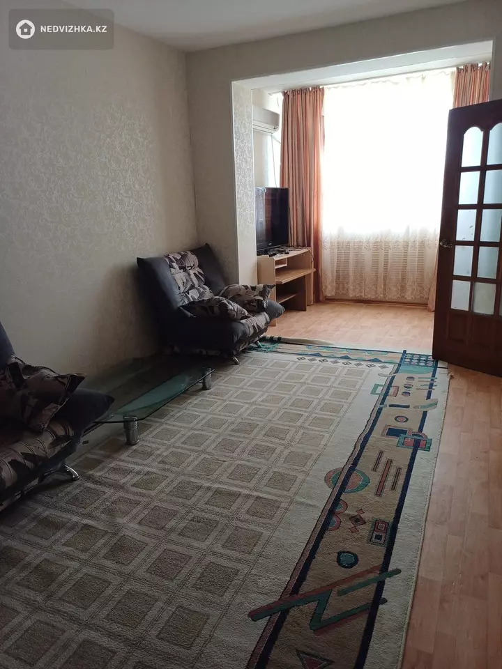 70 м², 3-комнатная квартира, этаж 5 из 5, 70 м², на длительный срок, изображение - 1