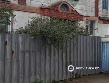 4-комнатный дом, 166 соток, 166 м²