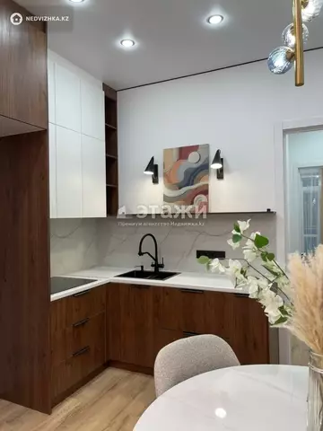 2-комнатная квартира, этаж 4 из 9, 45 м²