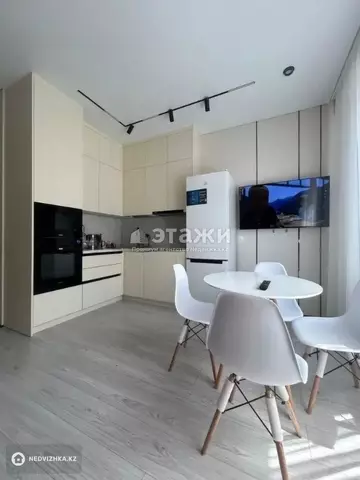 2-комнатная квартира, этаж 9 из 12, 48 м²