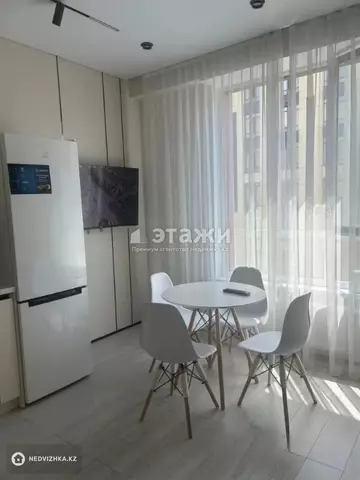 2-комнатная квартира, этаж 9 из 12, 48 м²