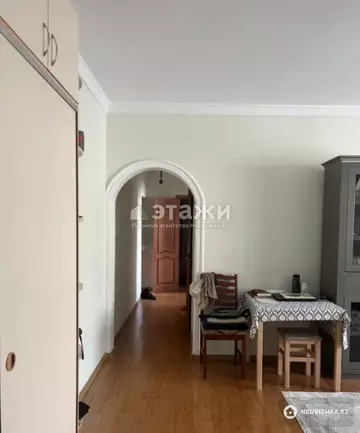 3-комнатная квартира, этаж 3 из 12, 70 м²