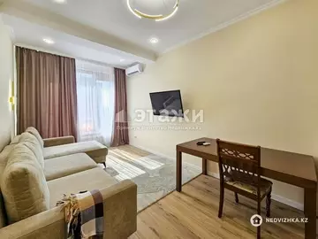 2-комнатная квартира, этаж 9 из 10, 70 м², на длительный срок