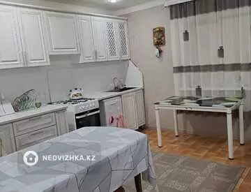 4-комнатный дом, 6 соток, 110 м²