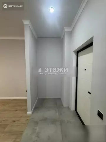 2-комнатная квартира, этаж 18 из 19, 42 м²