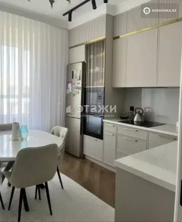 3-комнатная квартира, этаж 9 из 12, 84 м²