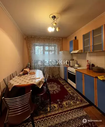 2-комнатная квартира, этаж 2 из 10, 58 м²