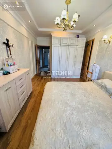 4-комнатная квартира, этаж 12 из 16, 110 м²
