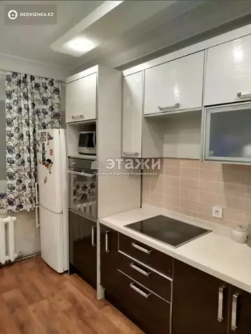 2-комнатная квартира, этаж 2 из 16, 64 м²