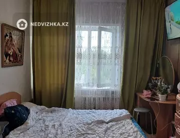 3-комнатная квартира, этаж 3 из 3, 64 м²