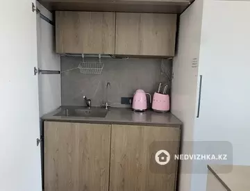 3-комнатная квартира, этаж 18 из 21, 100 м²