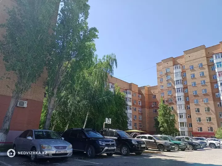 70 м², 2-комнатная квартира, этаж 1 из 6, 70 м², изображение - 1
