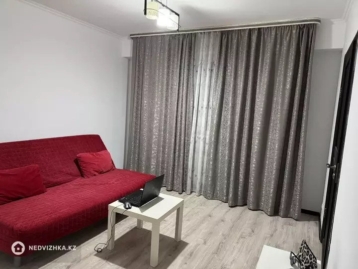 27 м², 1-комнатная квартира, этаж 3 из 5, 27 м², посуточно, изображение - 1