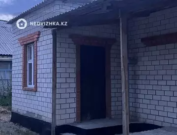 3-комнатный дом, 10 соток, 64 м²